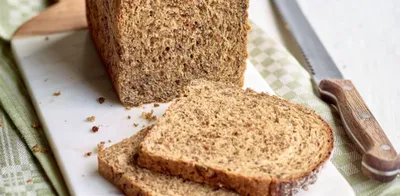 Diedzēto rudzu graudu maize